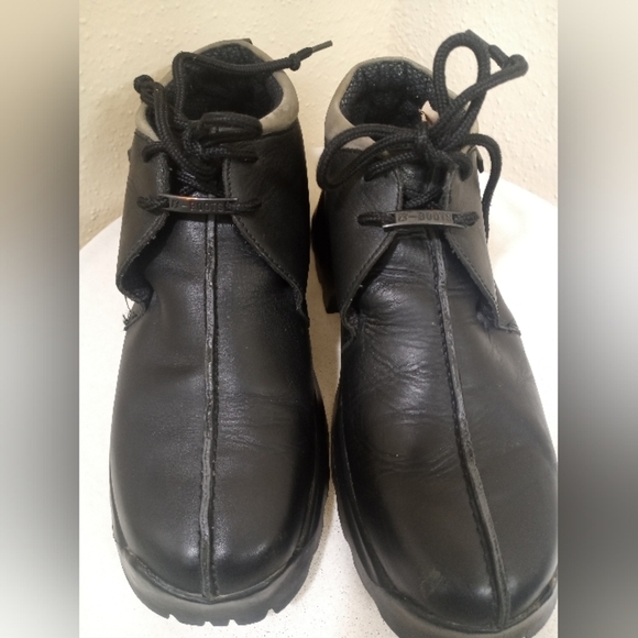 Buffalo Black and Gray Leather Boots main image 5